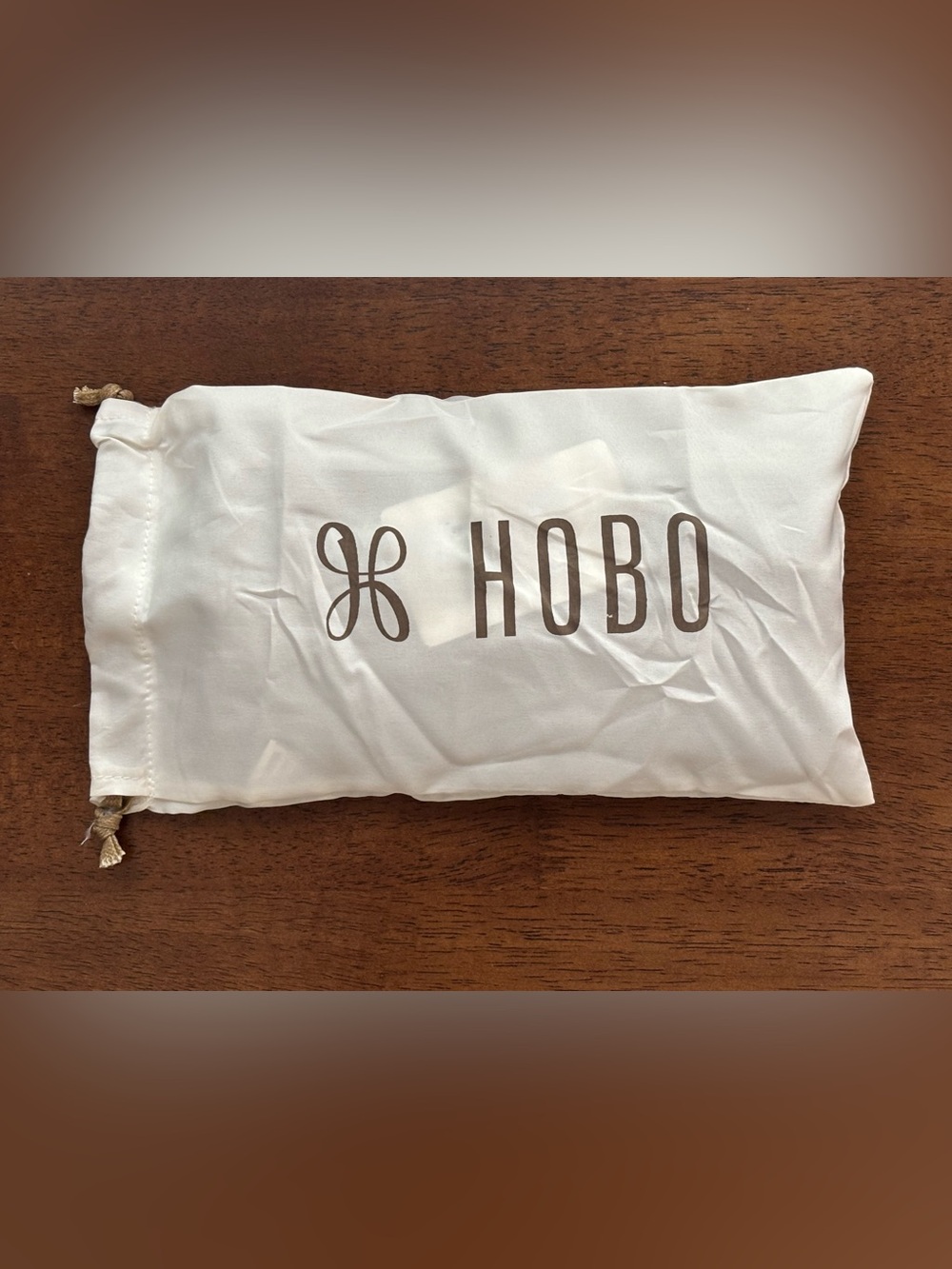 HOBO LAUREN CLUTCH WALLET- Color: DRIFTWOOD-BNWT and Hobo Dust-bag - Picture 12 of 13